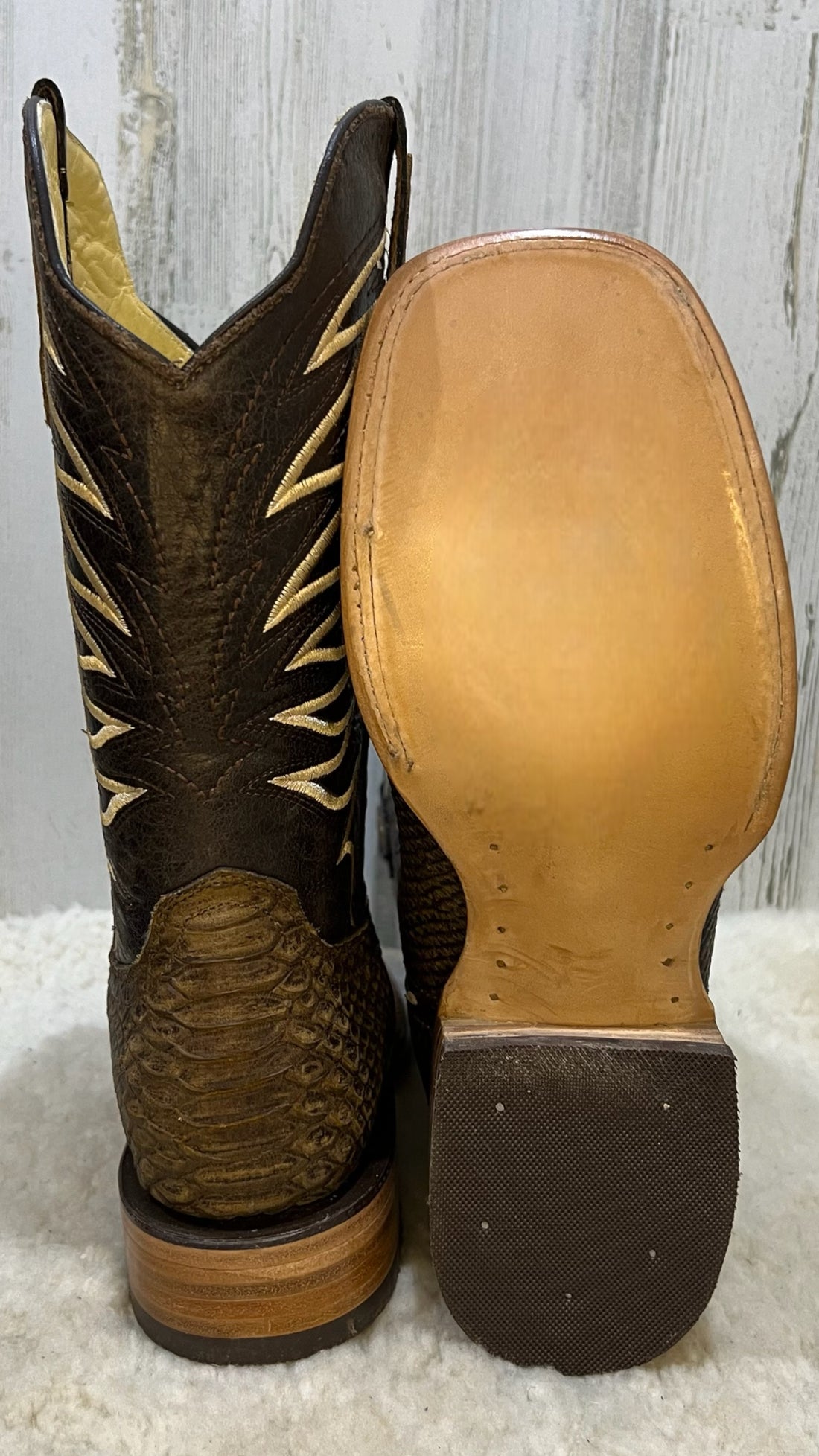 MON Tabaco Python Bulldog Toe Print Cowboy Boots